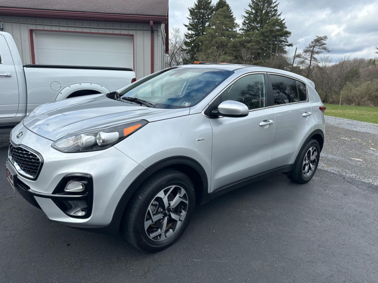 2021 Silver Kia Sportage (KNDPMCAC8M7) with an 4 engine, automatic transmission, located at 8464 Route 219, Brockway, PA, 15824, (814) 265-1330, 41.226871, -78.780518 - Photo #0